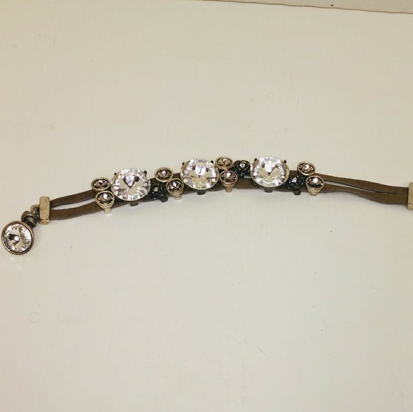 Fossil lesther bracelet with clear crystals. - Picture 1 of 4